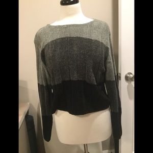 Spice ain’t Up, Large, Soft gray sweater